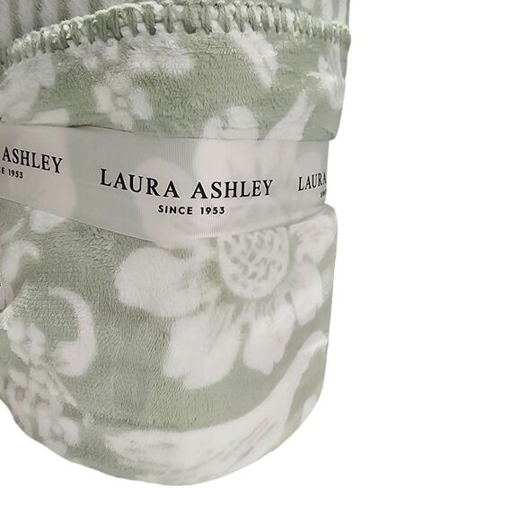 Laura‎ Ashley King Plush Blanket Reversible Floral Stripe Sage Ivory Shabby Chic - Picture 5 of 16